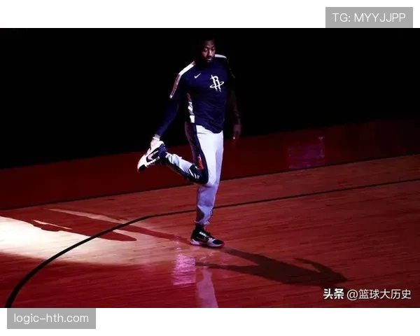 沃尔无球跑动减少，持球主导进攻改变奇才战术结构